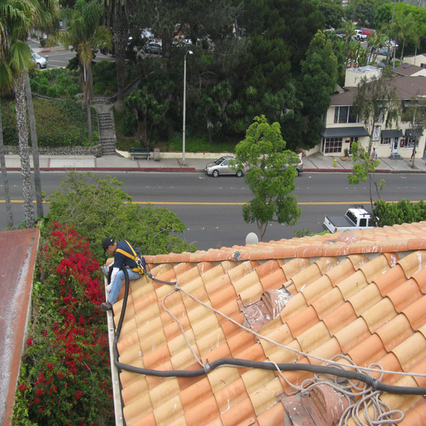 Rain Gutter Cleaning Commercial